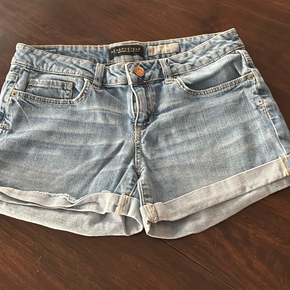 Aero midi jean shorts size 6